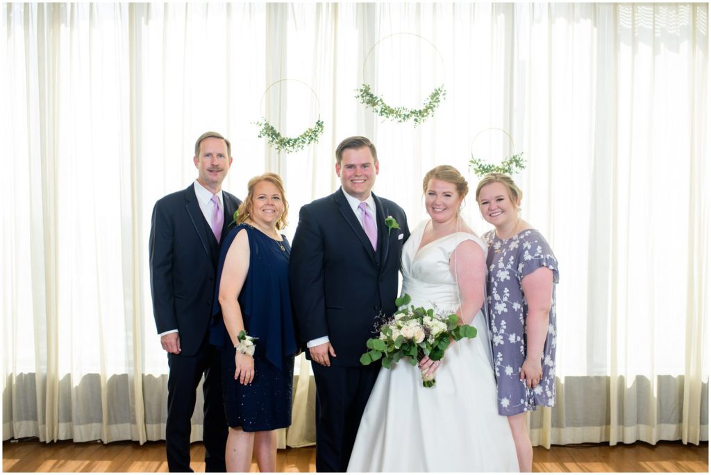 Embassy Club Des Moines, Iowa Wedding -- work by Annaberry Images