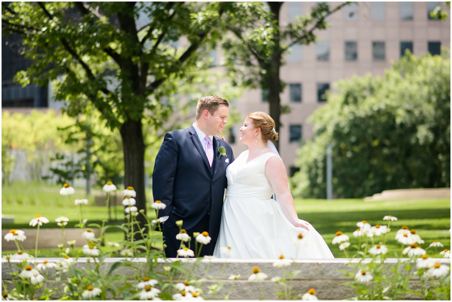 Des Moines Embassy Club Wedding | Annaberry Images